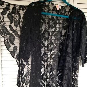 LuLaRoe black lace cardigan/duster